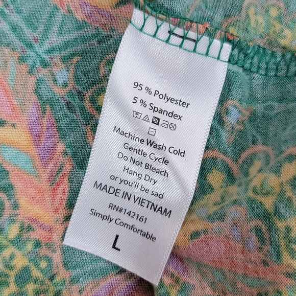 NOT FOR SALE Lularoe Irma Hi Low Tunic Top Shirt Sz L - Picture 10 of 11